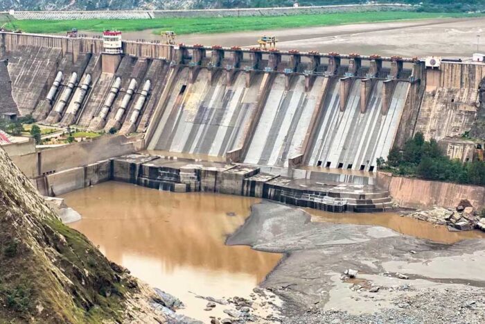 ‘भारत सिंधु जल संधि पर फिर से विचार करें’, प्यास से गला सूखा तो गिड़गिड़ाया पाकिस्तान