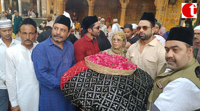 बिजनस पार्टनर हितेश चौधरी के साथ मैरी कॉम ने अजमेर दरगाह पर चढ़ाई चादर, पहलगाम आतंकी हमला पर छलका दर्द