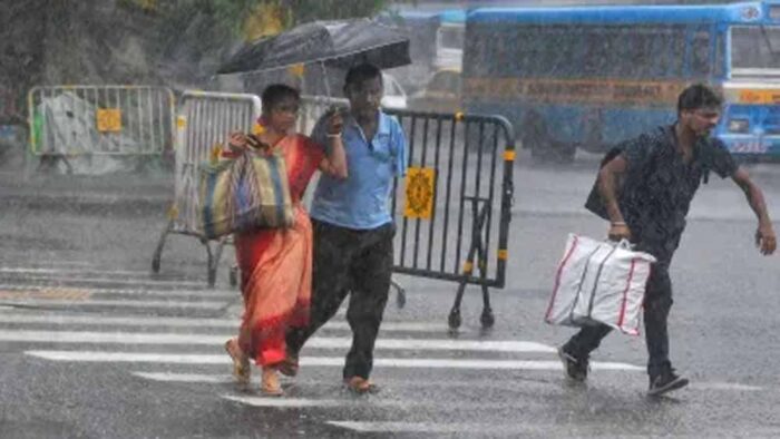 मौसम विभाग ने दिल्ली एनसीआर में आंधी और बारिश की आशंका जताई, इस हफ्ते 3 दिन हो सकती है बारिश