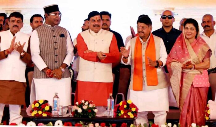 मुख्यमंत्री डॉ. मोहन यादव ने कहा- वर्तमान और भावी पीढ़ी को अपने गौरवशाली अतीत से जोड़ना जरूरी