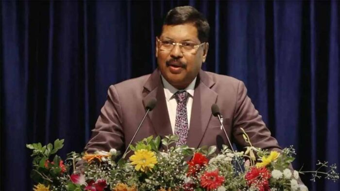 चीफ जस्टिस बीआर गवई और जस्टिस एजी मसीह ने आपत्ति जताई, वकीलों ने नहीं दिया फेयरवेल
