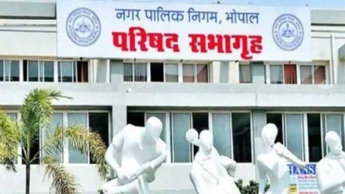 नगर निगम एक सराहनीय पहल की शुरूआत करने जा रहा, अब मृत जानवरों को गाड़ने की बजाय शव दाह करेंगे
