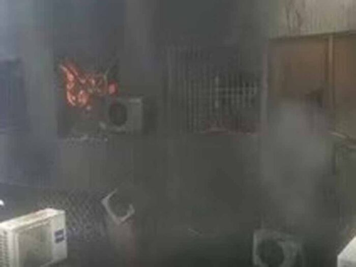पाकिस्तान में बड़ा अटैक, सरकारी इमारतों को फूंका, हाईवे जाम, आंतरिक संघर्ष के चलते हालत खराब