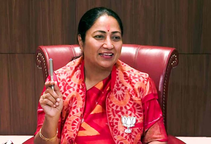 CM रेखा गुप्ता ने किया साफ- दिल्ली सरकार के आरोग्य मंदिर में इन लोगों को मिलेगी नौकरी में प्राथमिकता