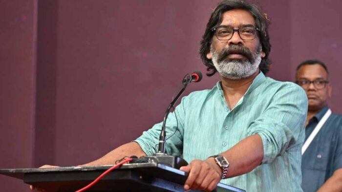 सीएम हेमंत बोले – यह समय एक-दूसरे से सवाल करने का नहीं है बल्कि एकजुटता बनाए रखने का है