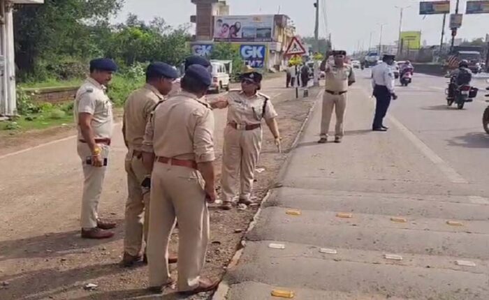 ब्रेकर गलत ढंग बनाए गए ब्रेकर की वजह से चाचा-भतीजे की मौत, कंपनी पर दर्ज हो हत्या का मामला