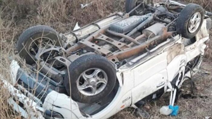 गुटखा थूकने के लिए खोला चलती इनोवा का दरवाजा, 100 की स्पीड में 6 बार पलटी इनोवा; व्यापारी की मौत, 3 घायल