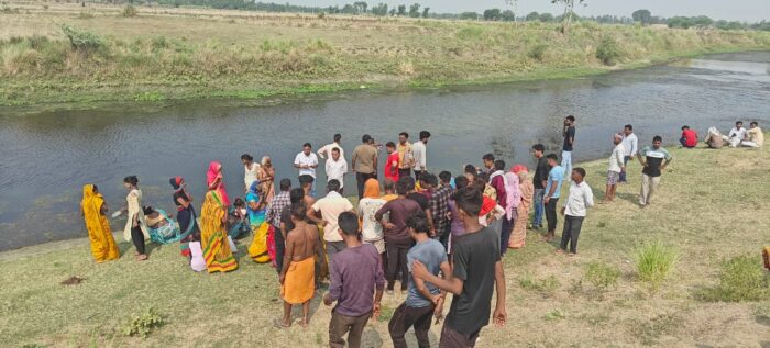 नदी में नहाने के दौरान डूबने से 2 युवकों की मौत; परिजनों का रो-रोकर बुरा हाल
