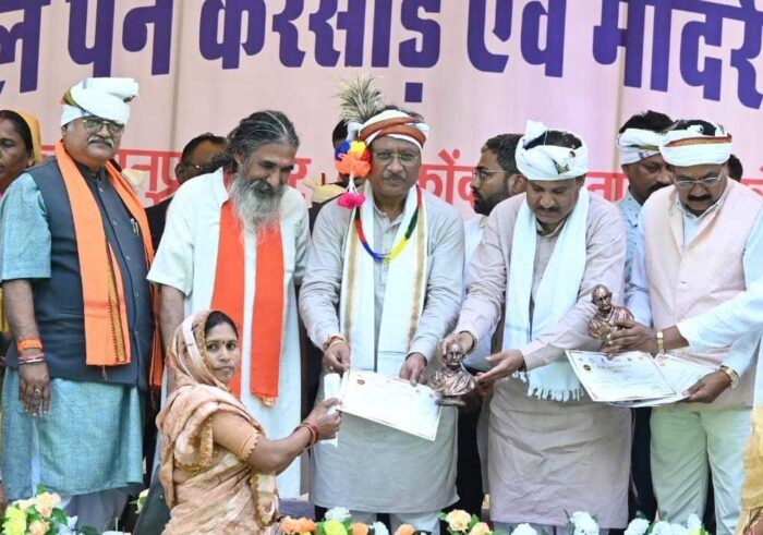 मुख्यमंत्री ने भानुप्रतापपुर और दुर्गकोंदल में गोंडवाना सामाजिक भवन के लिए 25-25 लाख रूपए क घोषणा