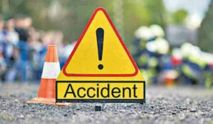 प्रयागराज में एक बड़ा हादसा, संगम स्नान करने जा रहे श्रद्धालुओं की पिकअप पलटी, 18 घायल