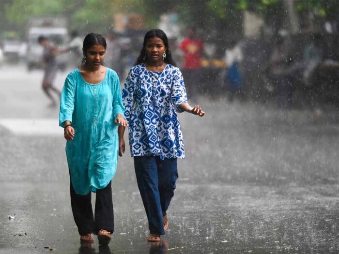 दिल्ली एनसीआर का मौसम सुहाना, लोगों को गर्मी से राहत मिली, 2 दिन येलो अलर्ट