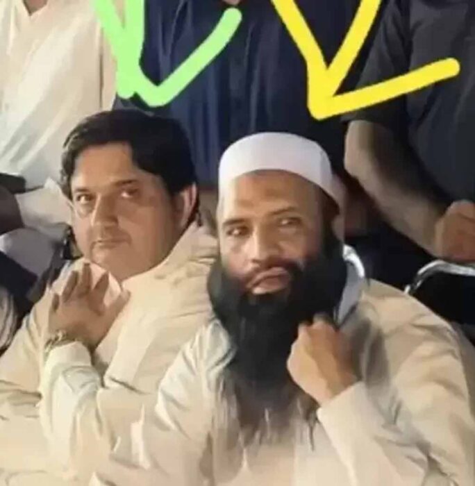 आतंकियों को पालने वाला पाकिस्तान फिर बेनकाब, हाफिज सईद के करीबियों संग मंच पर बड़ा नेता