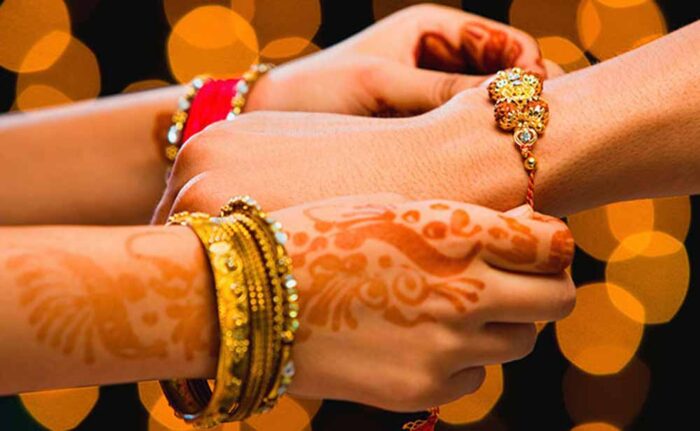 राखी सिर्फ भाई के लिए नहीं! जानिए शास्त्रों में किन-किन को बांधी जा सकती है राखी