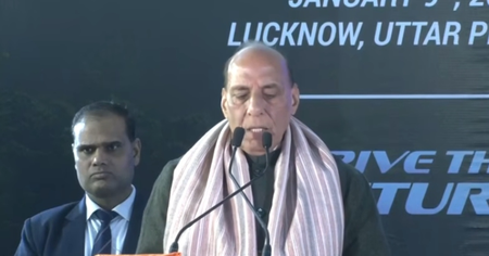 रक्षामंत्री ने किया अशोक लेलैंड इलेक्ट्रिक व्हीकल प्लांट का उद्घाटन, बोले ईवी वाहनों का है भविष्य