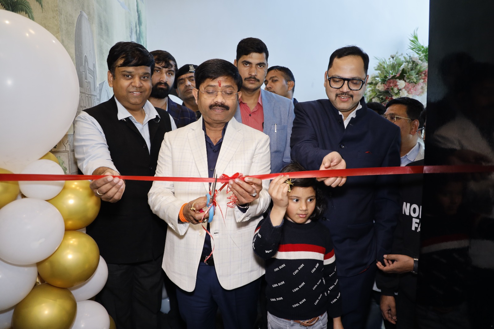 Minister Nand Gopal Gupta inaugurated the 'Luxurwood' epoxy furniture showroom in Gomti Nagar Extension