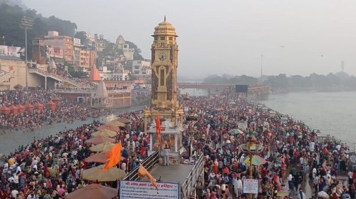 हरिद्वार कुंभ 2027 से पहले हरकी पैड़ी पर सख्ती, गैर हिंदू दुकानदारों की पहचान के लिए चेकिंग शुरू