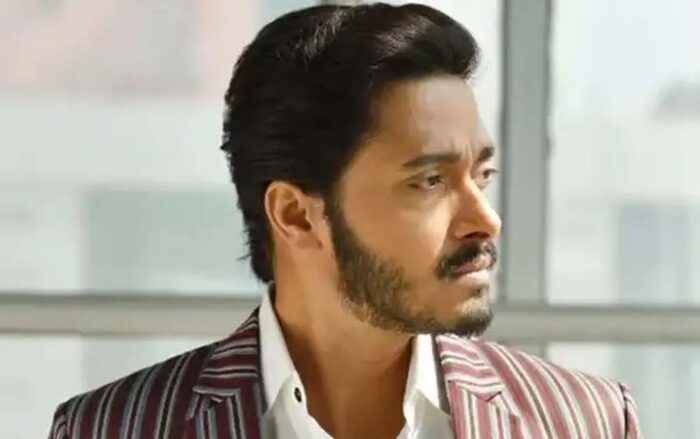 यूपी के मैनपुरी में बड़ी ठगी का मामला, श्रेयस तलपड़े सहित 12 लोगों के खिलाफ केस दर्ज