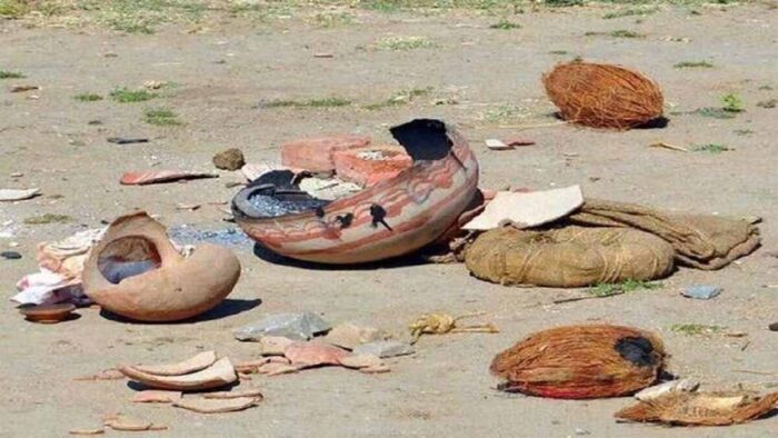 क्या आप भी सड़क पर गिरी चीज़ों को लांघते हैं? जानिए इससे जुड़ा दुर्भाग्य का रहस्य