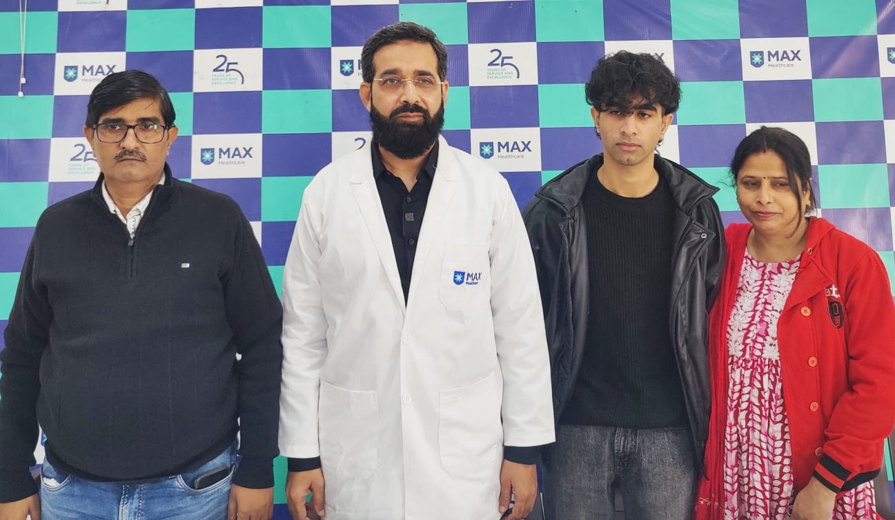 Son Flies from UK to Save Father’s Life: Max Hospital, Lucknow, Doctors Perform Life-Saving Liver Transplant