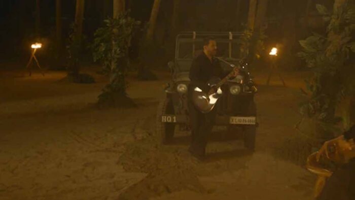 विंटेज कारों का शौक और देशभक्ति का रंग: ‘बैटल ऑफ गलवान’ में सलमान खान की असली जीप, ‘मैं हूं’ में खास अंदाज़