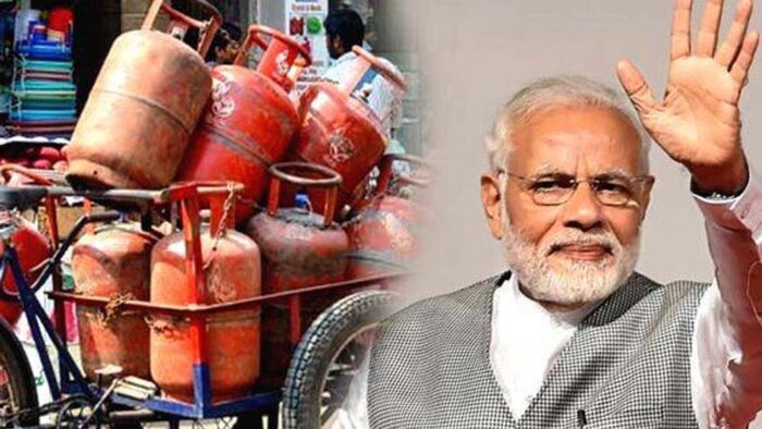 PM मोदी ने LPG संकट पर जताई चिंता, गृह मंत्रालय ने कंट्रोल रूम खोला, प्रशासन को किया अलर्ट