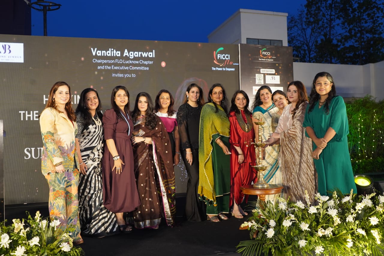 Suhani Shah's Magic Captivates the Audience at 'Hacking the Human Brain' Event