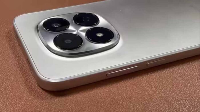 Redmi Note 15 Pro आया मार्केट में: बैटरी और डिस्प्ले ने जीता दिल, लेकिन इन चीजों में रह गया थोड़ा कमी