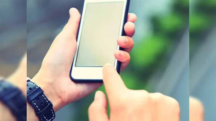 आपके फोन की स्पीड चुरा रहे हैं ये ऐंड्रॉयड ऐप्स, तुरंत बदलें ये सेटिंग्स