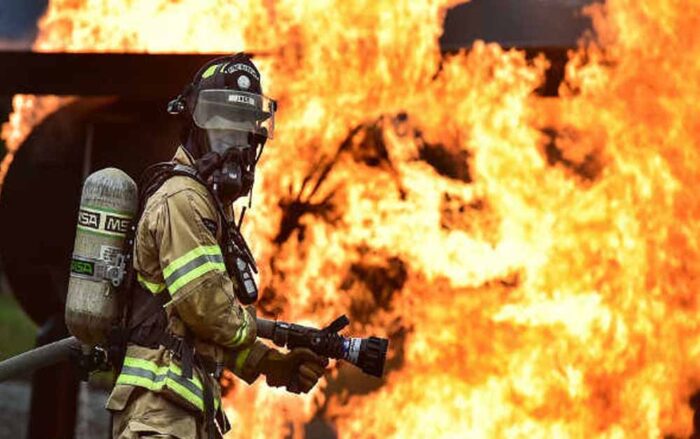 फायर इंजीनियरिंग को करियर के रूप में चुनने के सही तरीके