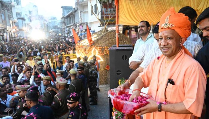 मुख्यमंत्री ने कहा, यूपी में न तनाव, न अराजकता और न ही गुंडागर्दी