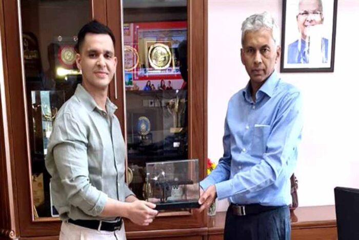 मुख्य सचिव  जैन से आईज़ीआई वेंचर्स के संस्थापक ने की भेंट