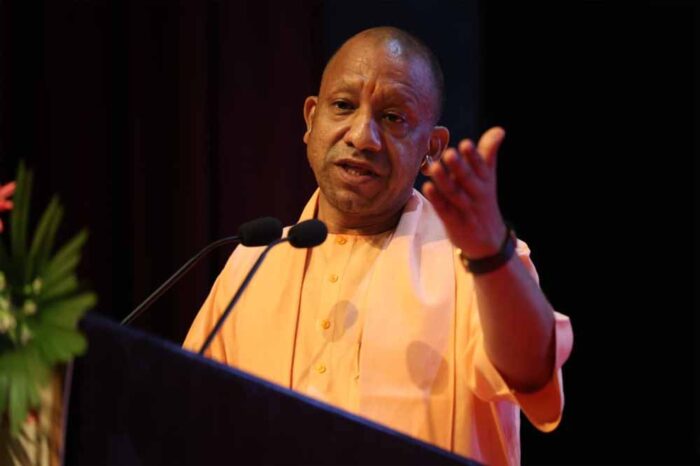 आंगनबाड़ी कार्यकत्रियों को मिला पांच लाख रुपये तक के इलाज का अधिकार