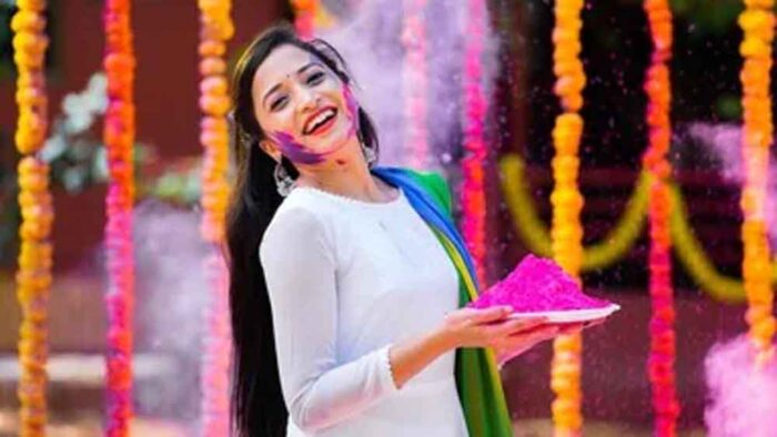 होली के दिन अपनाएं ये सरल टोटके, बुरी नजर और बाधाएं रहेंगी दूर