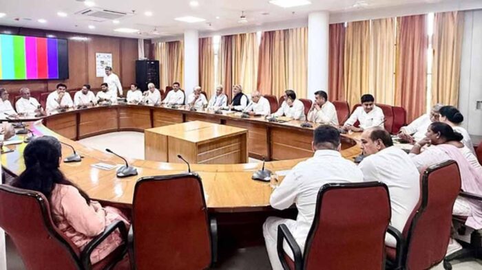 नारी शक्ति वंदन विधेयक पर सियासी संग्राम, भाजपा लाएगी निंदा प्रस्ताव