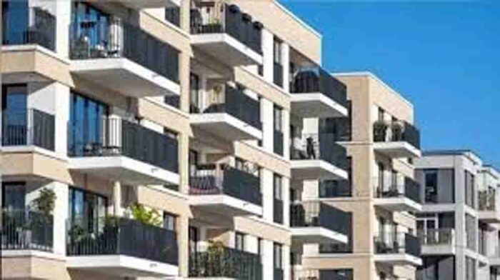 नोएडा अथॉरिटी का 10274 करोड़ का बजट पास, न्यू नोएडा के किसानों को मिलेगा यमुना अथॉरिटी के बराबर मुआवजा