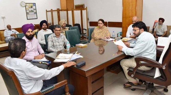 अप्रवासी पंजाबियों की समस्याओं का हल: हर माह दो बैठकें करेंगे समाधान की कोशिश
