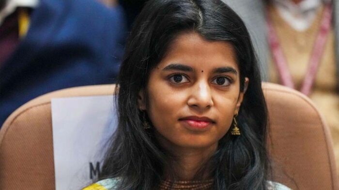 मैथिली ठाकुर का पप्पू यादव पर गुस्सा: ‘उसे कभी माफ नहीं कर पाऊंगी’