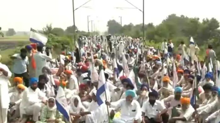 फिरोजपुर-पट्टी रेल लिंक पर किसानों की ‘1 करोड़ प्रति एकड़’ की मांग, आंदोलन की धमकी