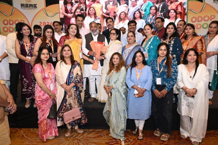 उत्तर प्रदेश की समृद्धि में सबसे ज्यादा योगदान व्यापारी वर्ग का : परिवहन मंत्री दया शंकर सिंह