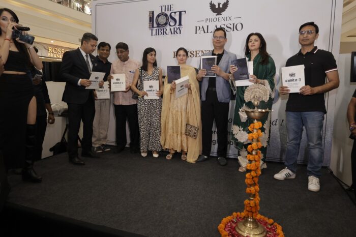 ‘Dastavez 3’ Opens at Phoenix Palassio with Bhagyashree, Showcasing Rare Newspapers and Periodical