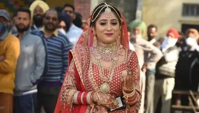 लाल जोड़े में पहुंची मीरा परमार, वोट डालकर निभाया नागरिक कर्तव्य