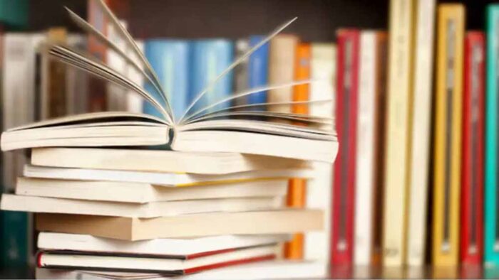 राष्ट्रपति Droupadi Murmu का अनोखा अंदाज, प्रोटोकॉल से हटकर सराही साड़ी की कलाकारी