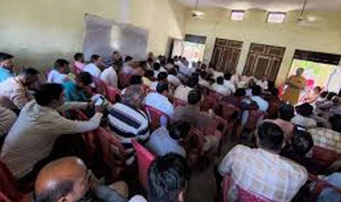 Punjab टीचर एलिजिबिलिटी टेस्ट में हजारों अभ्यर्थी शामिल, परीक्षा केंद्रों पर हलचल