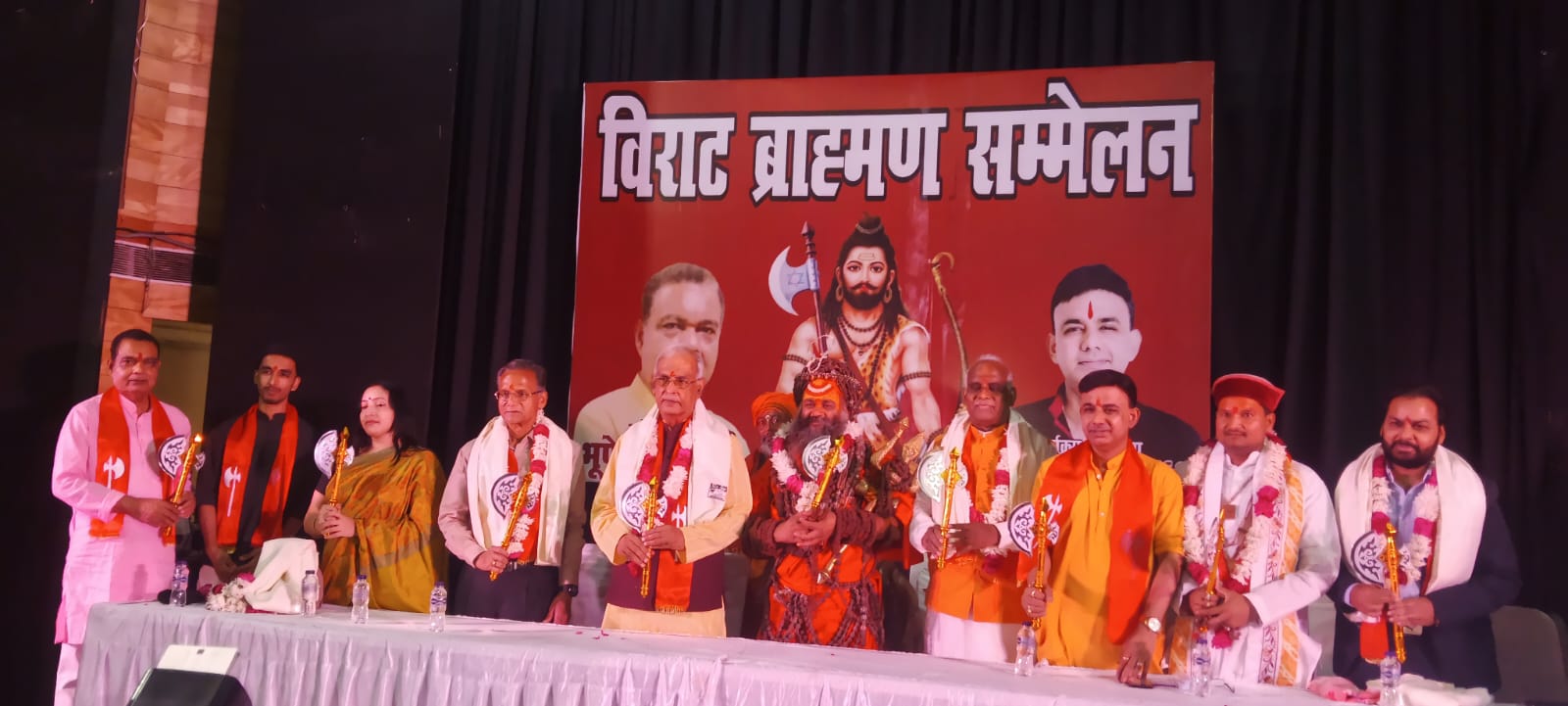 लखनऊ: बोध संस्थान गोमती नगर में किया गया विराट ब्राह्मण सम्मेलन का आयोजन