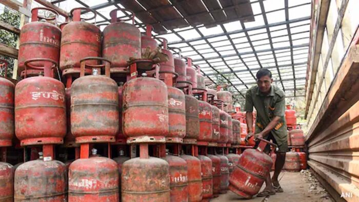LPG सिलेंडर वितरण में बदलाव, ग्राहकों को मिलेगा नया तरीका, जानें पूरी जानकारी