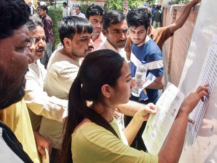 पेपर लीक, टेक्निकल ग्लिच और सिस्टम फेलियर: परीक्षा व्यवस्था पर फिर उठे सवाल