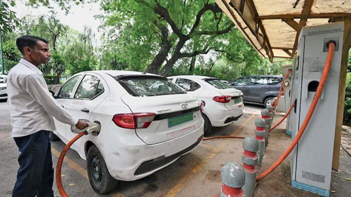 इलेक्ट्रिक व्हीकल सेक्टर को बूस्ट: 503 करोड़ की योजना से EV मालिकों की होगी बल्ले-बल्ले