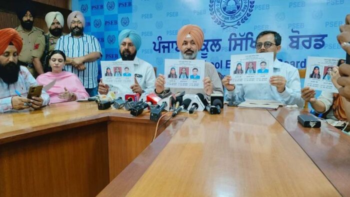 PSEB 12वीं में बेटियों का जलवा: मानसा-लुधियाना की छात्राओं ने हासिल किए पूरे नंबर