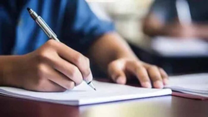RTE दाखिला विवाद, निजी स्कूलों पर बीएसए की सख्ती बढ़ी