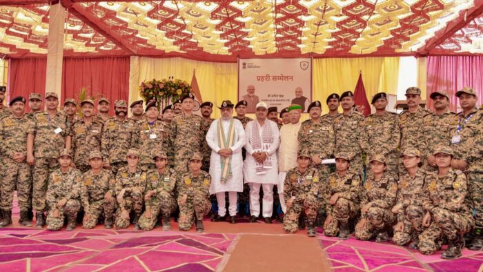 अमित शाह ने BSF को दिया नया मंत्र, बोले- सीमा से 50 किलोमीटर अंदर तक रखें कड़ी नजर